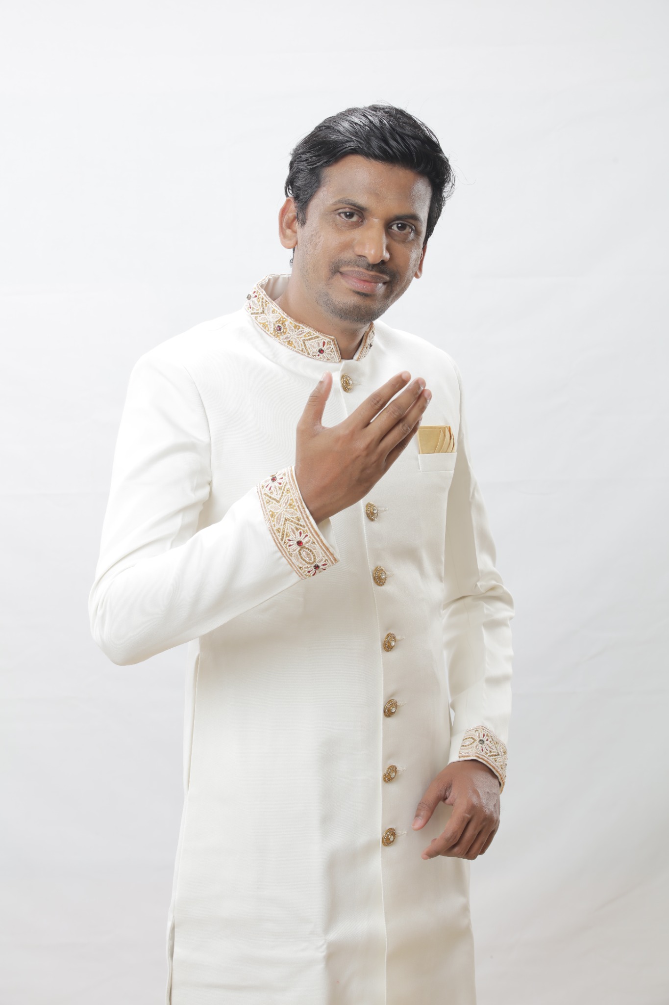 Md Irfan Aziz, Founder and Managing Director of IFONE INT